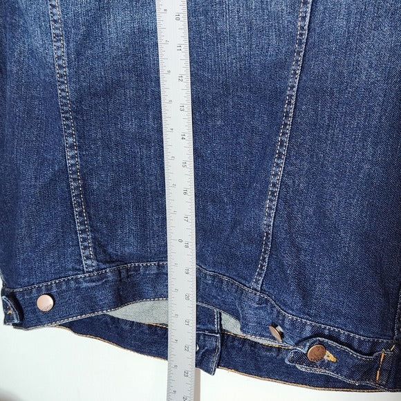 GAP Womens Cropped Trucker Denim Jacket Size Medium