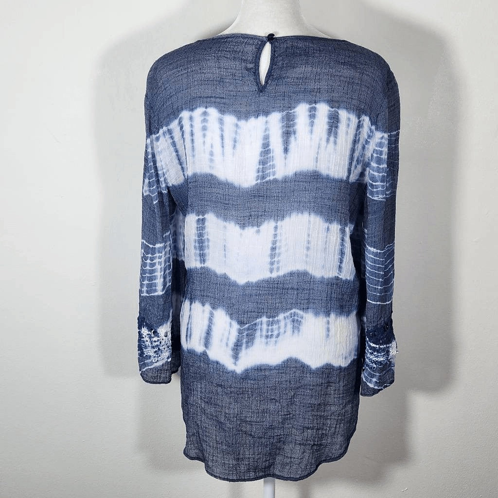 By & By Boho Tie-Dye Peasant Top with Bubble Hem and Crochet Accents Size XL