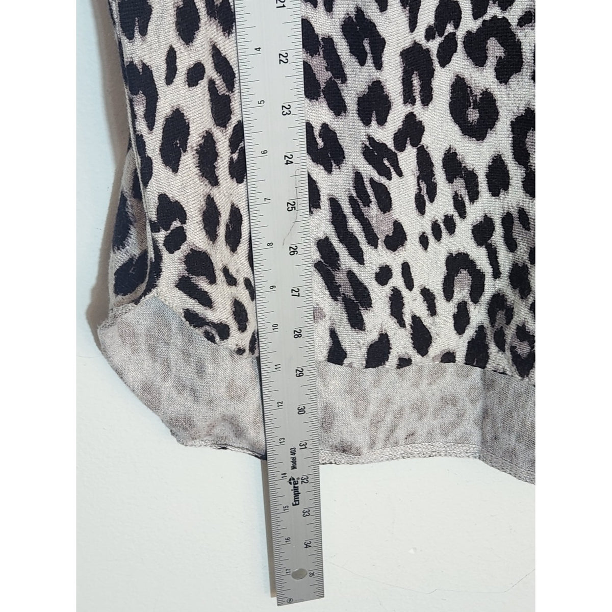 INC International Concepts Gray and Black Leopard Print Tunic Sweater Sz Medium