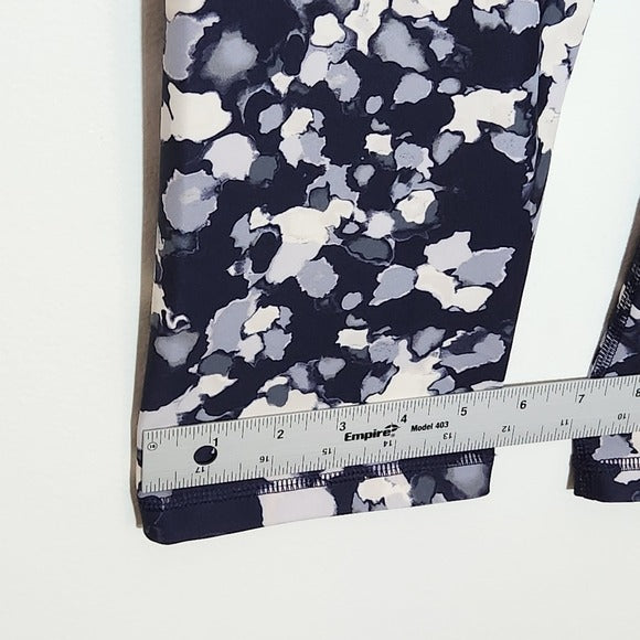 Old Navy Navy and Gray Print Cropped Athletic Leggings Size Medium Petite NWT