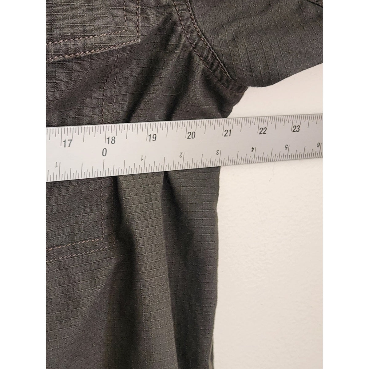 Gravel Gear Mens Gray Grid Textured Button Down Shirt Size Medium