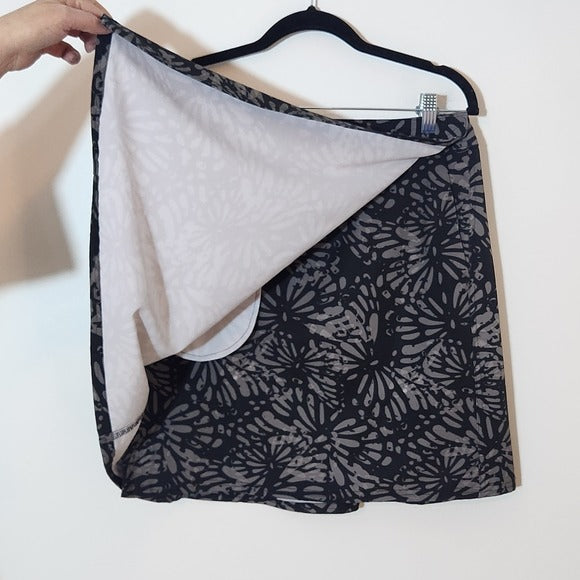 Rip Skirt Black and Gray Floral Print Mini Skirt with Wrap Styling Size Medium