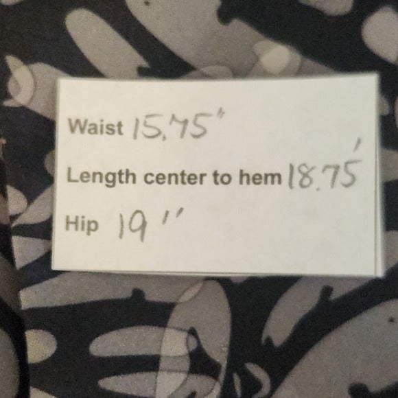 Rip Skirt Black and Gray Floral Print Mini Skirt with Wrap Styling Size Medium