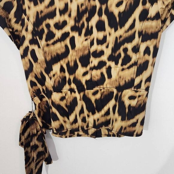 Jones New York Leopard Print Top with Tie Waist NWOT Size Large Leopard Top