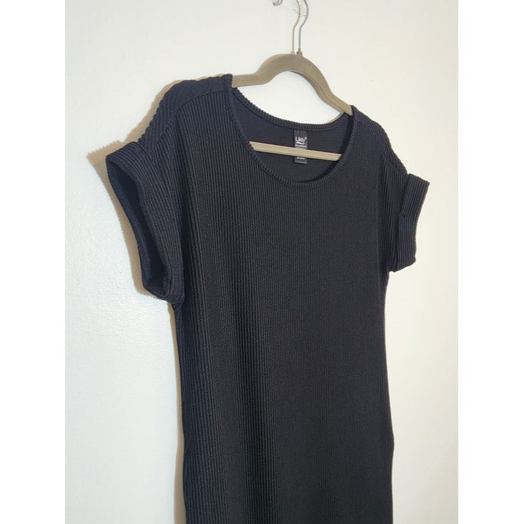 Lildy Black Wavy Ribbed Midi Dress Size Small/Medium