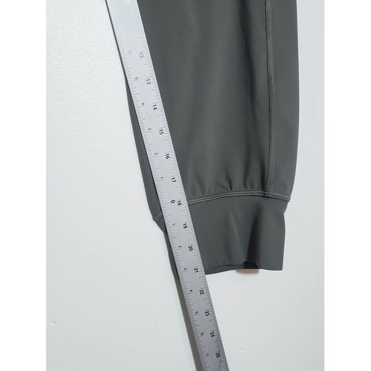 Lululemon Green Capri Joggers Size 6