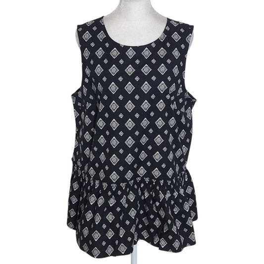 Time and Tru Black and White Print Sleeveless Blouse NWT Size Large 12-14