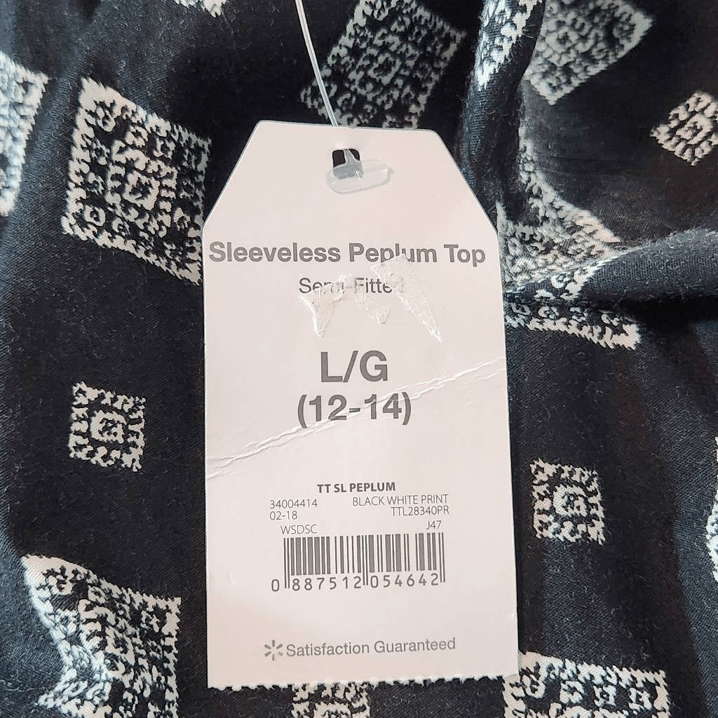 Time and Tru Black and White Print Sleeveless Blouse NWT Size Large 12-14