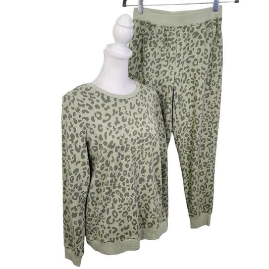 D&Co Active Green Leopard Print Lounge Set Size XS XXS Green Matching Set