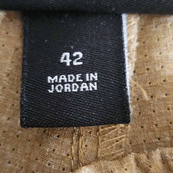 Swiss Tech Men's Tan Shorts Size 42 Men's Brown Performance Shorts