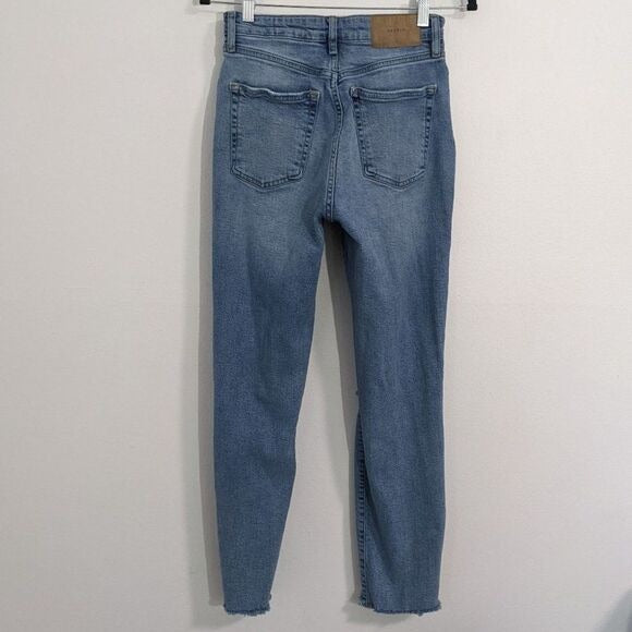 &Denim Button-Fly High Waisted Mom Jeans Size 4