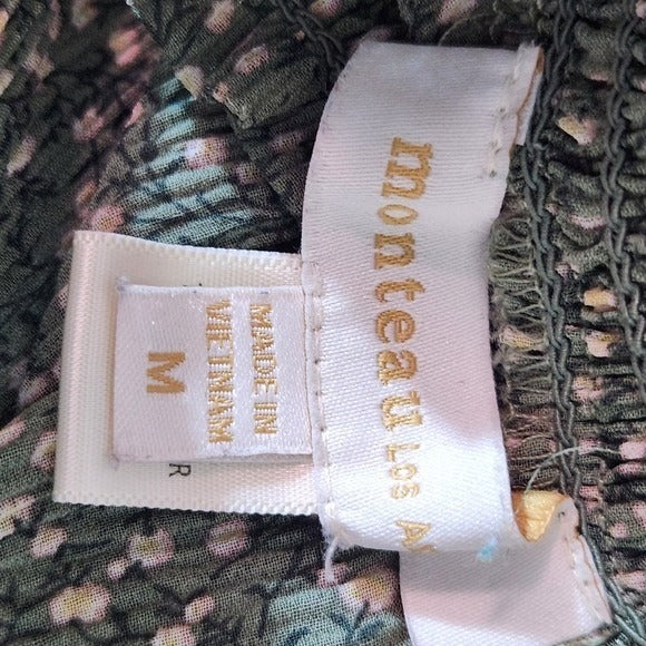 Monteau Green Floral Cap Sleeve Top with Mock Neck Styling Size Medium