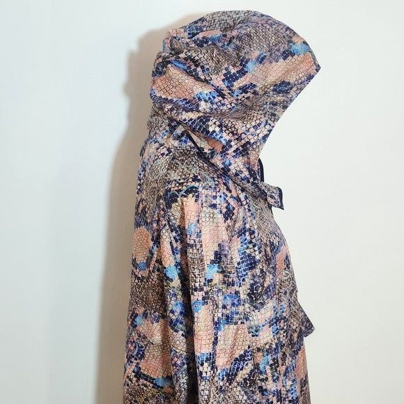 Karen Kane Blue and Pink Snakeskin Print Pullover Windbreaker Size Medium