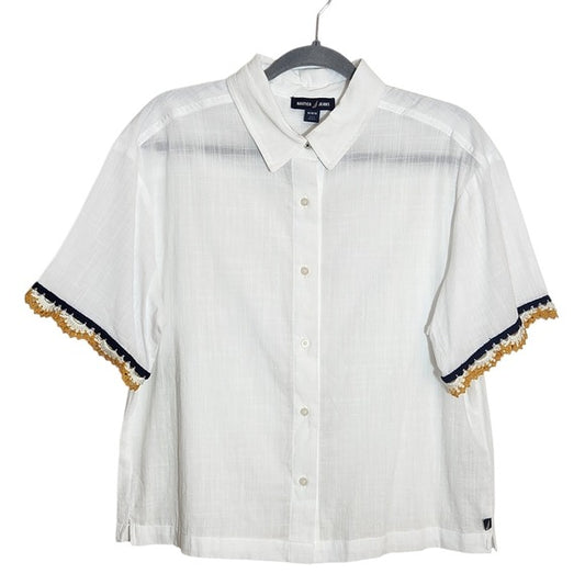 Nautica White Crochet Accent Button Down Shirt Size Medium
