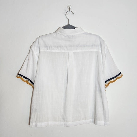 Nautica White Crochet Accent Button Down Shirt Size Medium