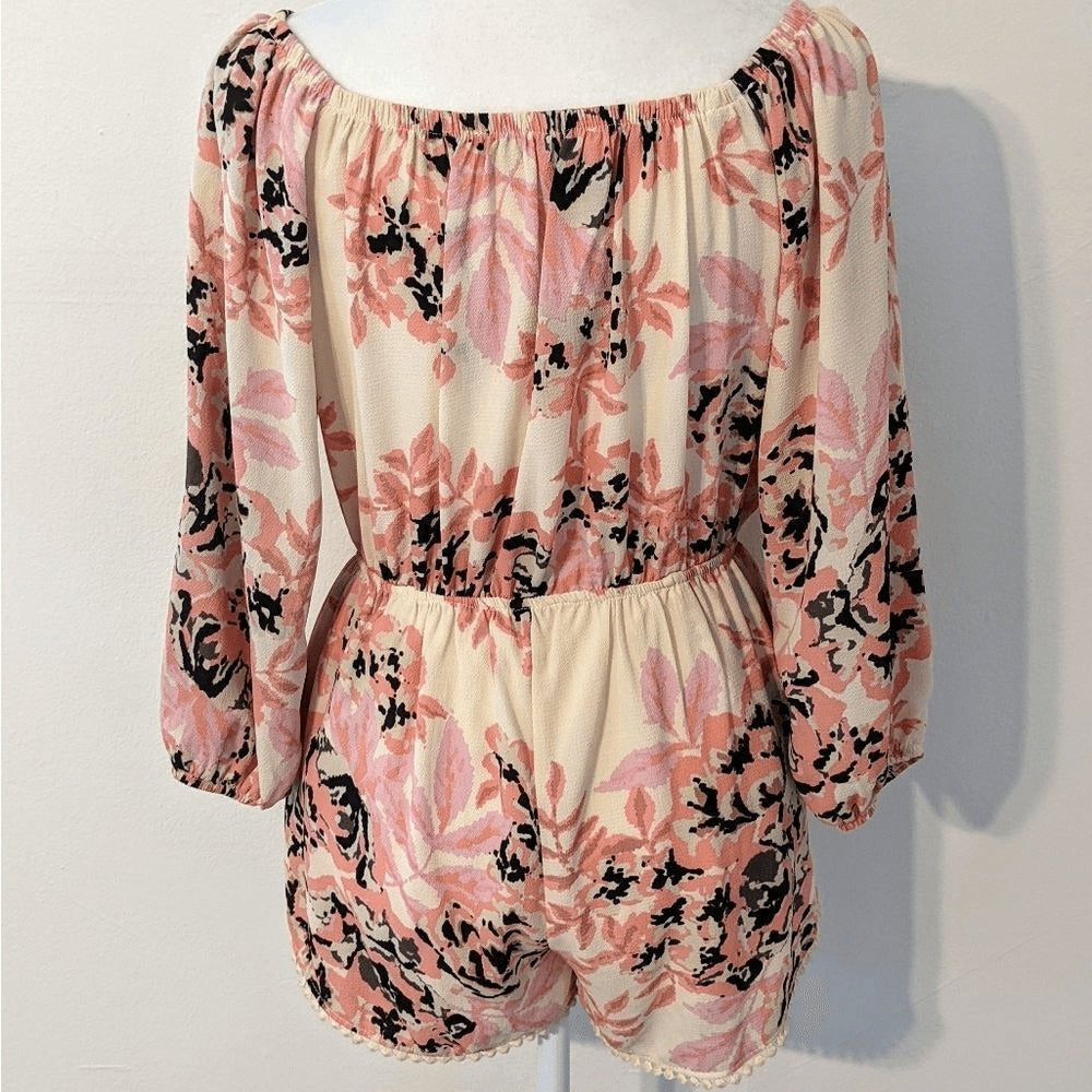 Audrey 3Plus1 Pink Floral Romper Size Small Boho Floral Short Romper