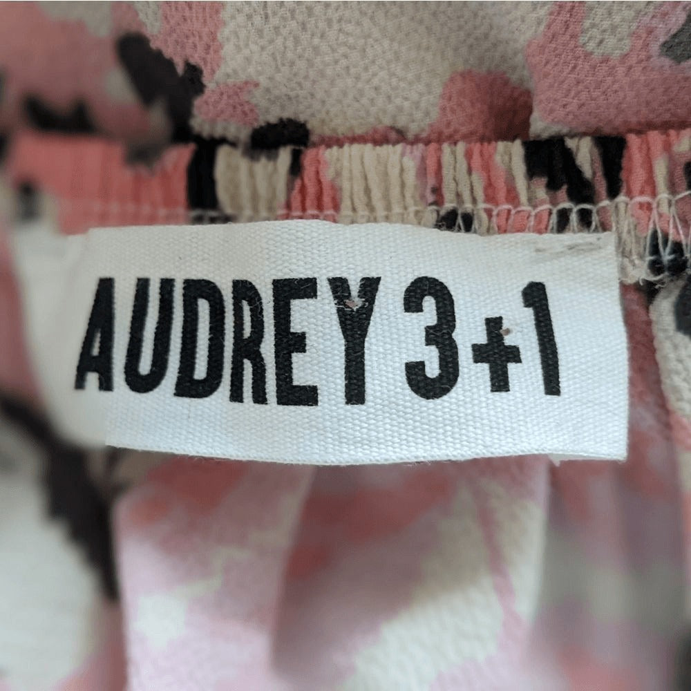 Audrey 3Plus1 Pink Floral Romper Size Small Boho Floral Short Romper