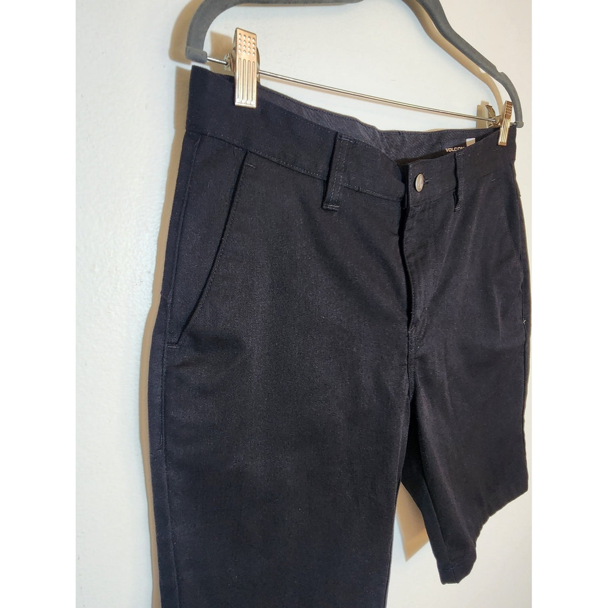 Volcom Mens Black Flat Front Casual Shorts Size 31