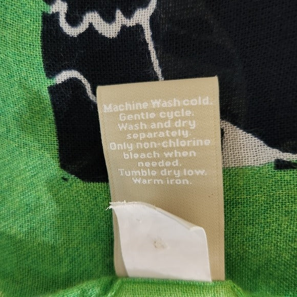 Banana Republic Navy and Green Floral Print Scarf Size 42 X 42