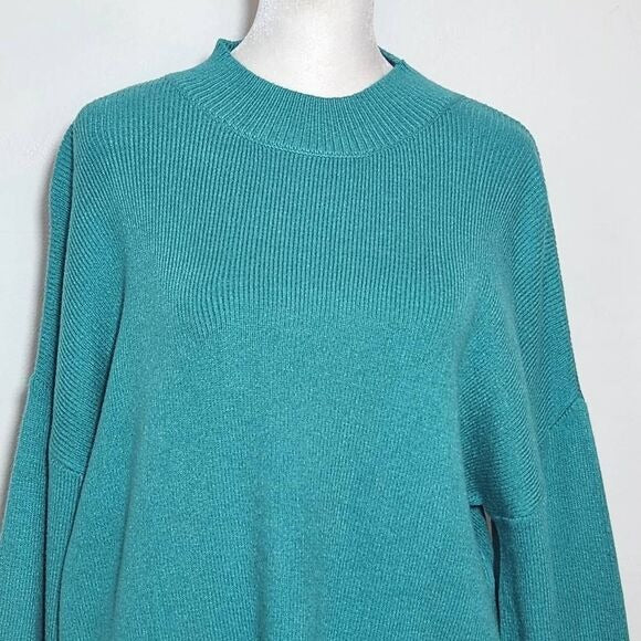 Zesica Turquoise Blue Sweater with Full Sleeves and Mock Neckline Size Large New