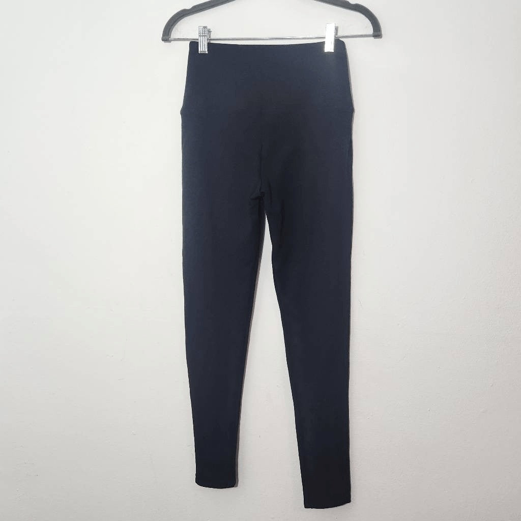 Venezia Milano Black Cropped Leggings Size Small Black Capri Leggings