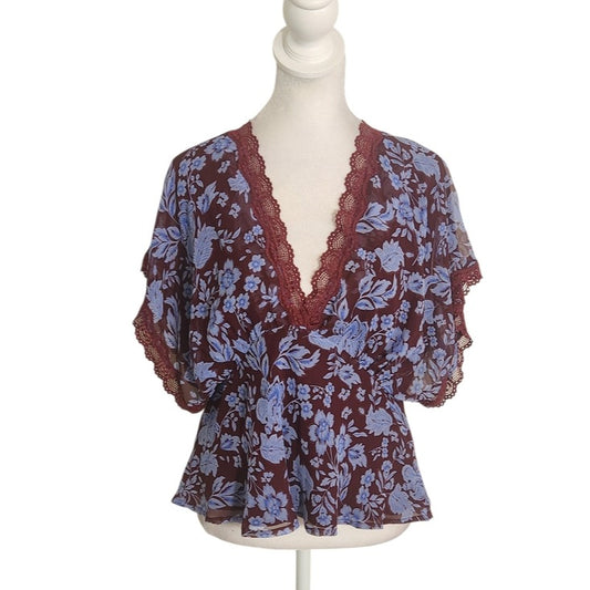 VICI Burgundy and Blue Lace Trim Floral Short Sleeve Blouse Size Large