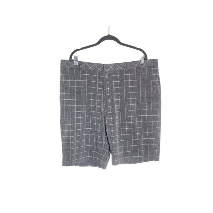 Walter Hagen Gray and White Plaid Performance Golf Shorts Size 40