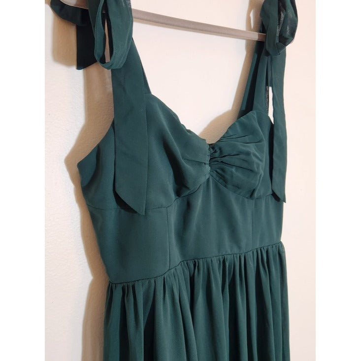 Lulus Green Chiffon Formal Dress with Tie Straps Size Large NWT Wedding Guest