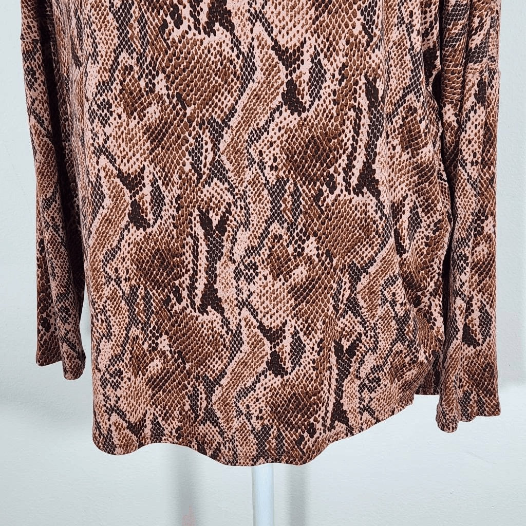 Express Brown Snakeskin Print Long Dolman Sleeve Oversized T-Shirt Size Medium