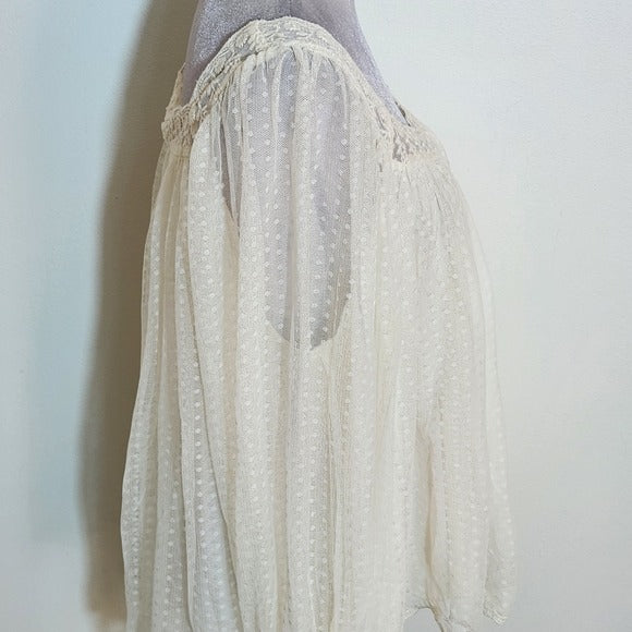 LOFT Cream Dotted Tulle Lace Trim Blouse Size Large