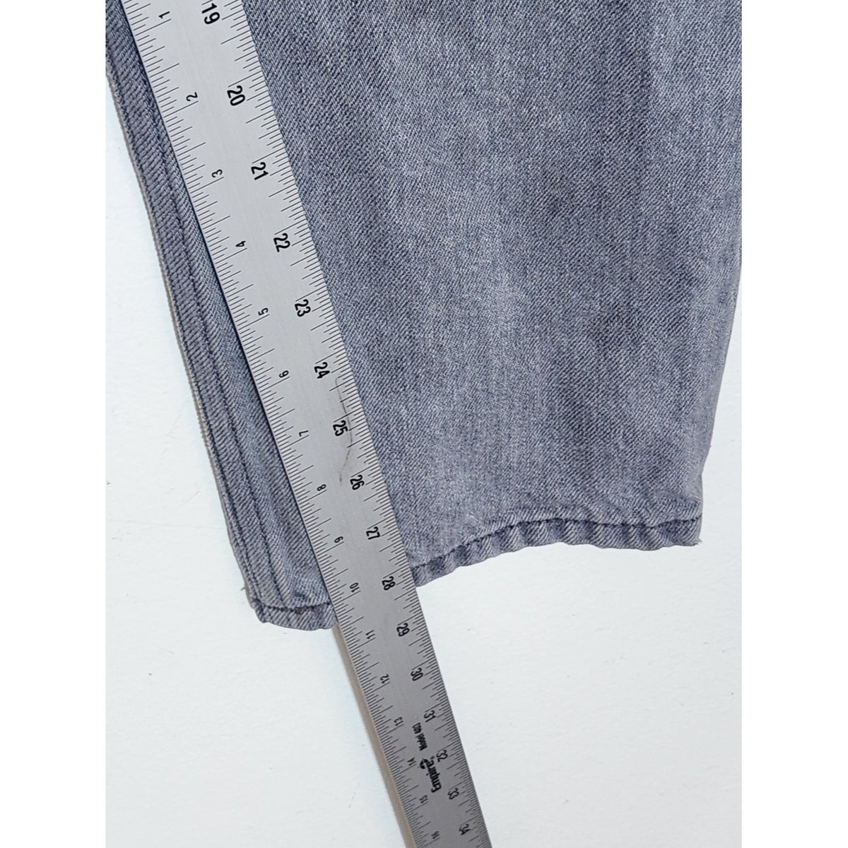 Everlane Gray Straight Leg Jeans Button Fly Size 25 Long