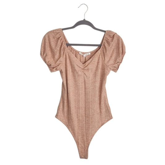Celebrity Dusty Pink Ribbed Puffy Sleeve Bodysuit Size Medium