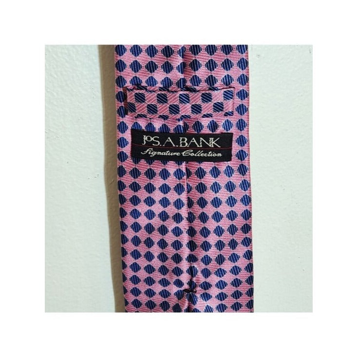 Jos. A. Bank Mens Pink and Navy Diamond Print Silk Tie
