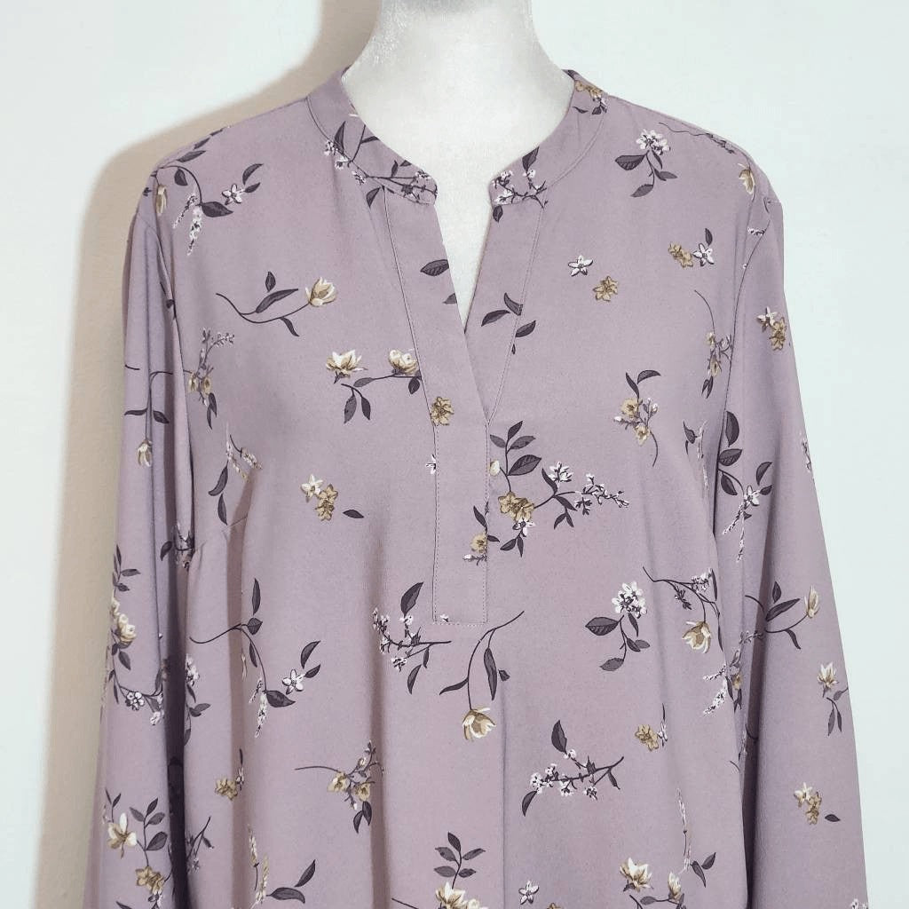 Hilary Radley Light Purple Floral Blouse Size Medium Mauve Floral Top