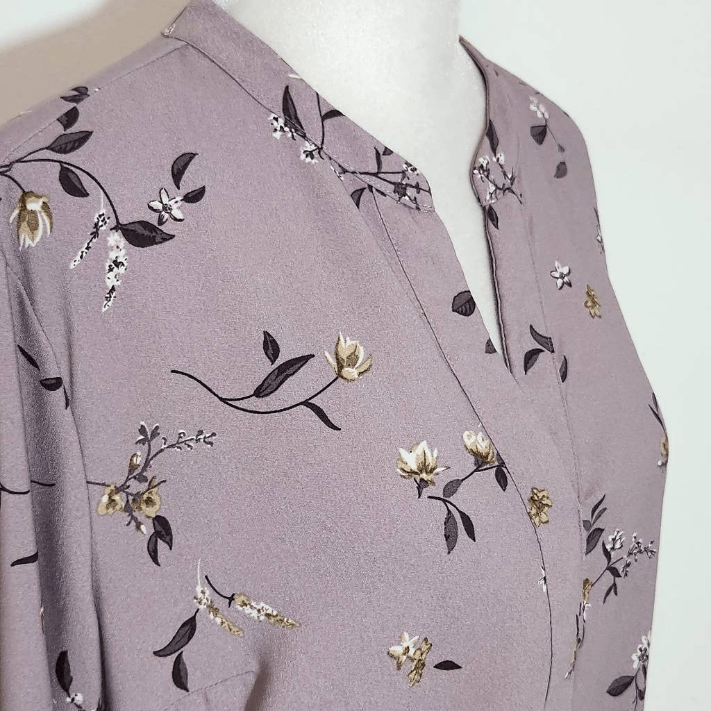 Hilary Radley Light Purple Floral Blouse Size Medium Mauve Floral Top