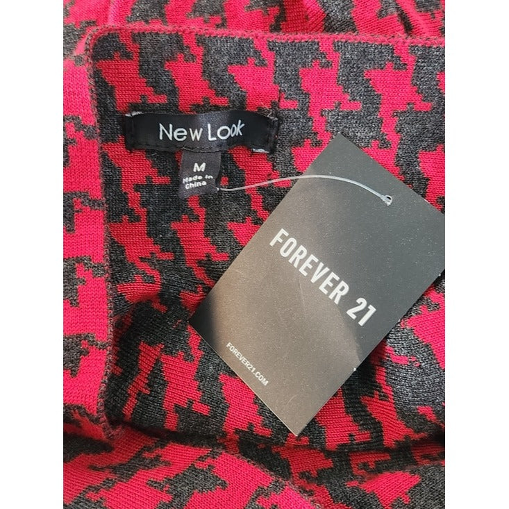 New Look Red and Gray Houndstooth Knit Skater Mini Skirt Size Medium NWOT