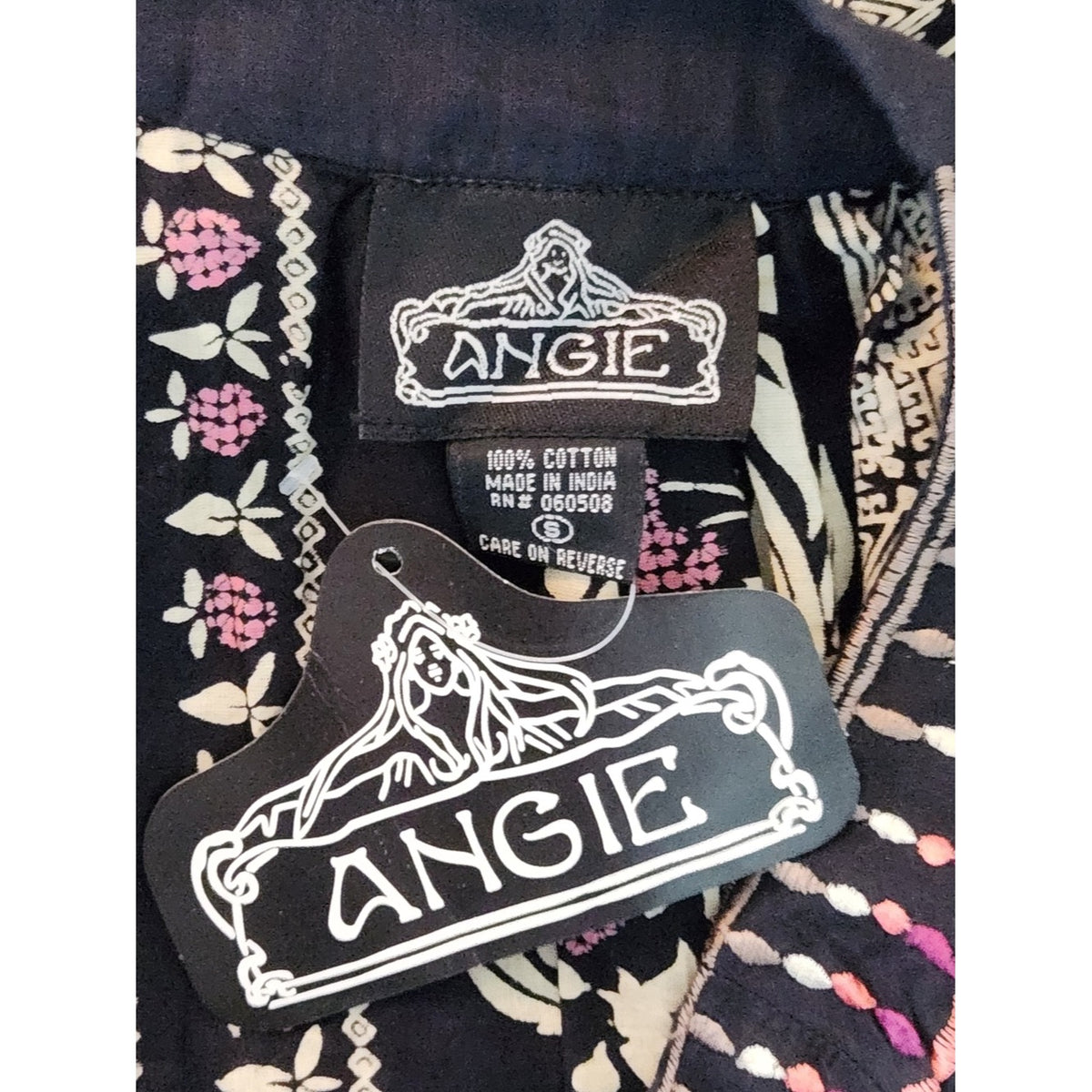Angie Black and Pink Boho Embroidered Sleeveless Blouse NWT Size Small
