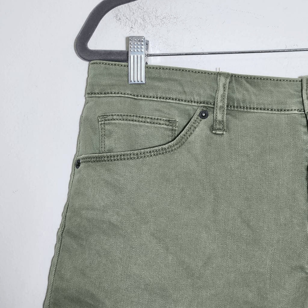 Universal Thread Army Green Denim Shorts Size 14 Army Green Distressed Shorts