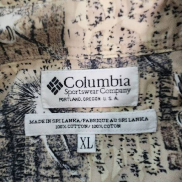 Columbia Khaki Short Sleeve Button Down Shirt Size XL Columbia Fishing Shirt