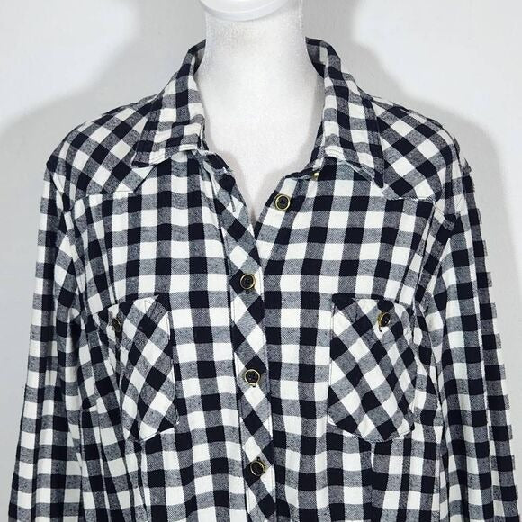 Bit & Bridle Black and White Plaid Flannel Button Down Shirt Size Large
