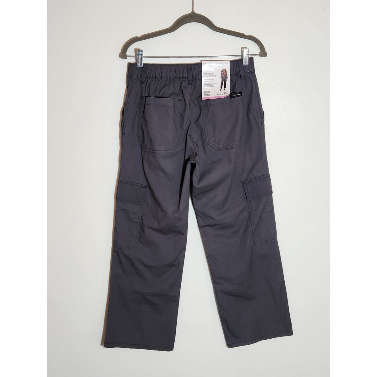 Social Standard by Sanctuary Washed Black Cropped Cargo Pants NWT Size Small
