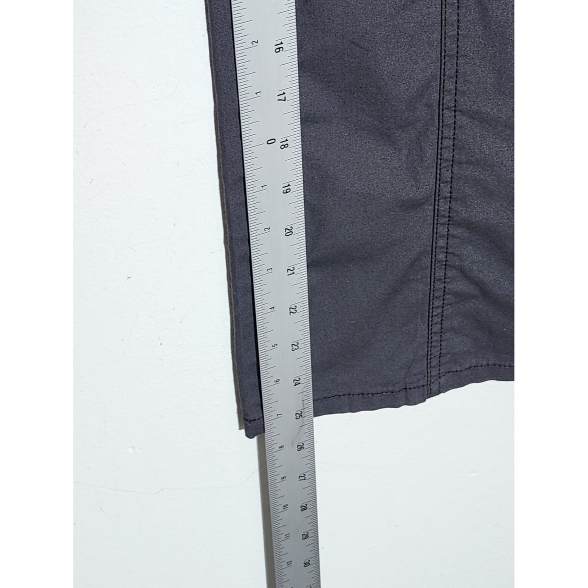 Social Standard by Sanctuary Washed Black Cropped Cargo Pants NWT Size Small
