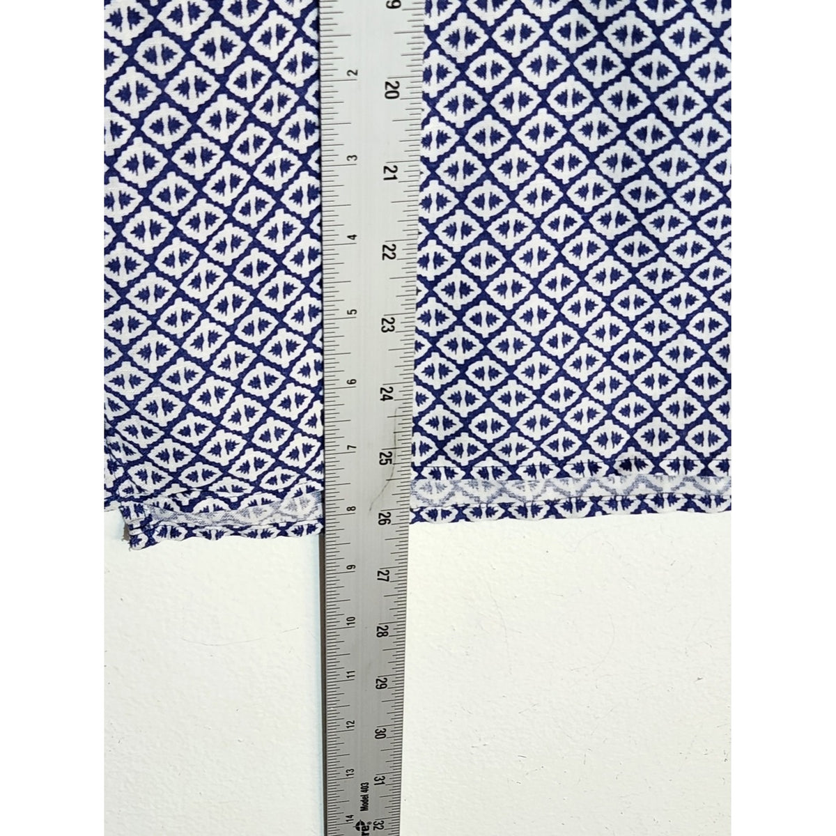 Talbots White and Blue Sleeveless Linen Blend Long Blouse Size Medium