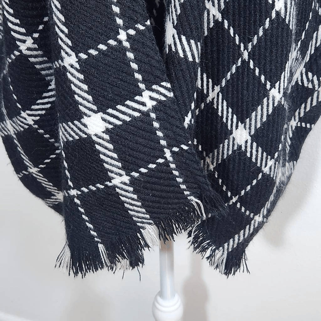 Loft Black and White Plaid Woven Knit Wrap Size XS/Small Black Wrap with Sleeves