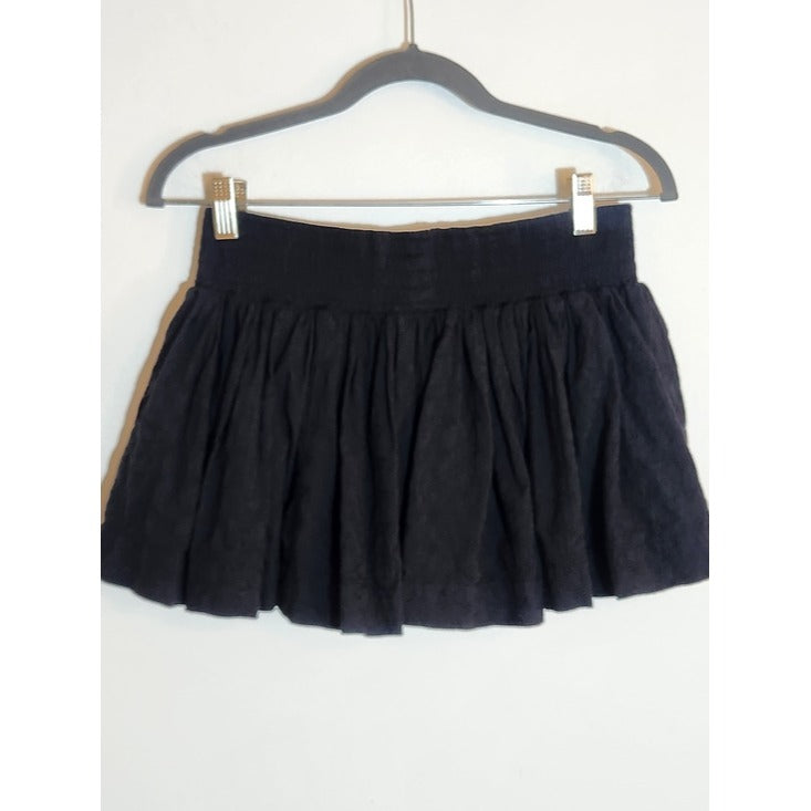 Victoria's Secret PINK Black Eyelet Lace Full Mini Skirt Size Medium