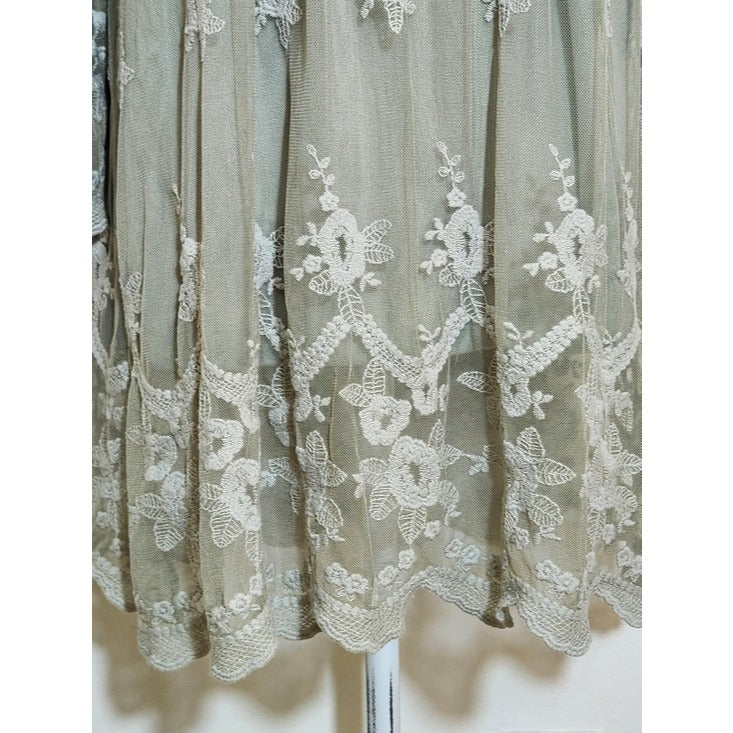 Cal Style Sage Green Embroidered Mesh Tunic Size Large