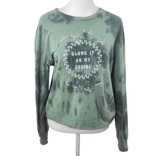 Mighty Fine Green Distressed Blame It On My Zodiac Cropped Tee Size Small