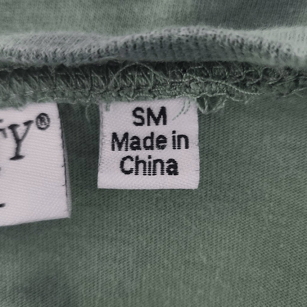 Mighty Fine Green Distressed Blame It On My Zodiac Cropped Tee Size Small