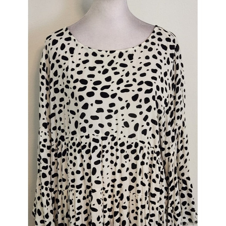 Umgee White and Black Dot Print Tiered Mini Dress Size Medium