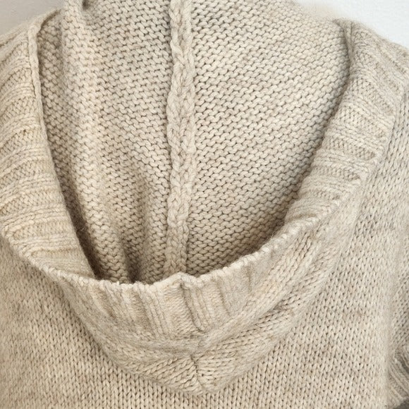 American Eagle Cream Chunky Knit Hoodie Sweater Size Medium
